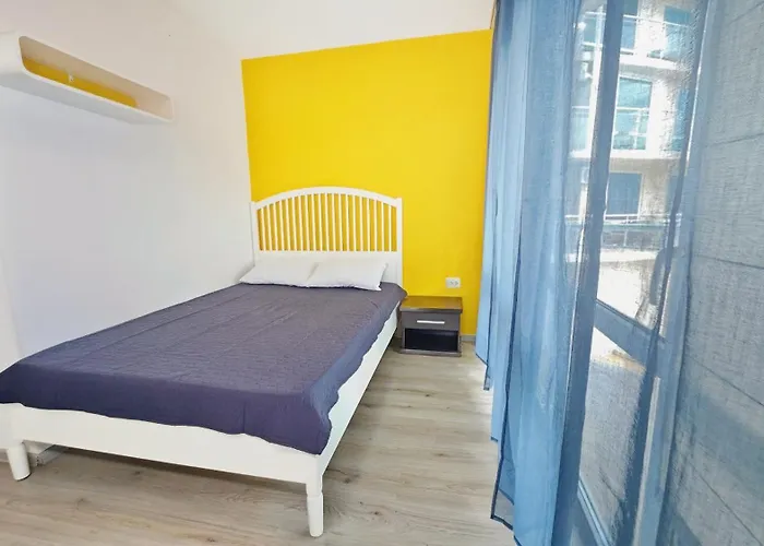 Daire Kj - Swimmingpool - 3 Min From The