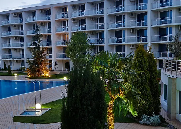 Kj - Swimmingpool - 3 Min From The Burgaz