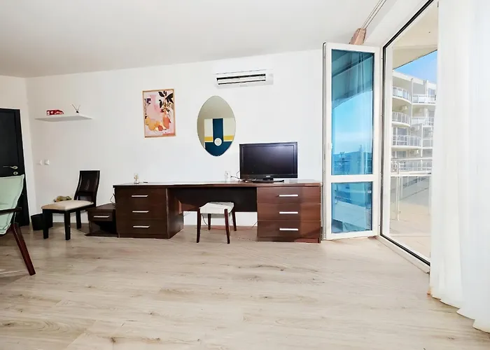 Kj - Swimmingpool - 3 Min From The Daire *