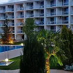 Kj - Swimmingpool - 3 Min From The Burgas