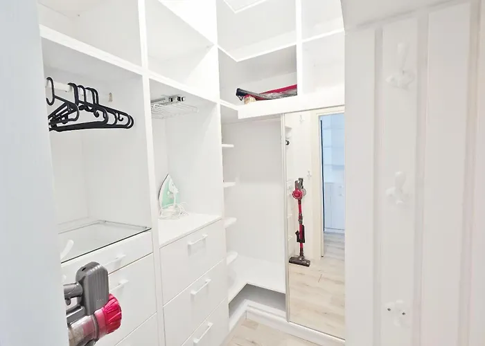 Kj - Swimmingpool - 3 Min From The Apartment Burgas